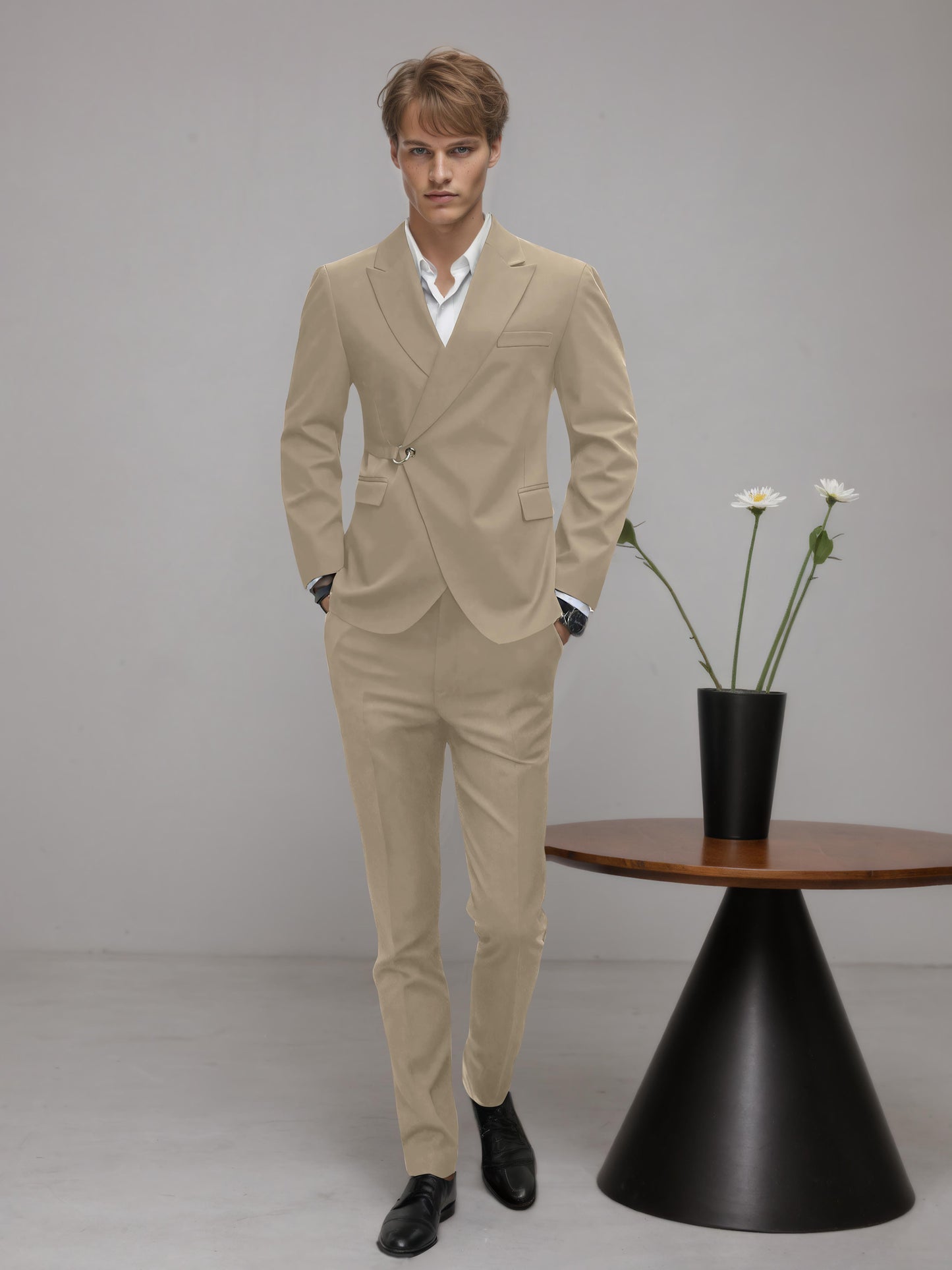#Color_Khaki